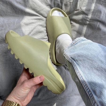 DÉP ADIDAS YEEZY SLIDE RESIN - FZ5904