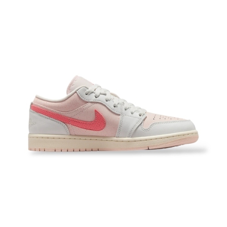 GIÀY THỜI TRANG NIKE AIR JORDAN 1 LOW STRAWBERRY MILKSHAKE - HỒNG “IB8156-133”